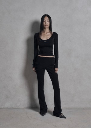[BOHEMIAN SEOUL] BASIC DEEP U NECK LONG SLEEVE, BLACK 正規品 韓国ブランド 韓国通販 韓国代行 韓国ファッション bohemseo ボヘミアンソウル