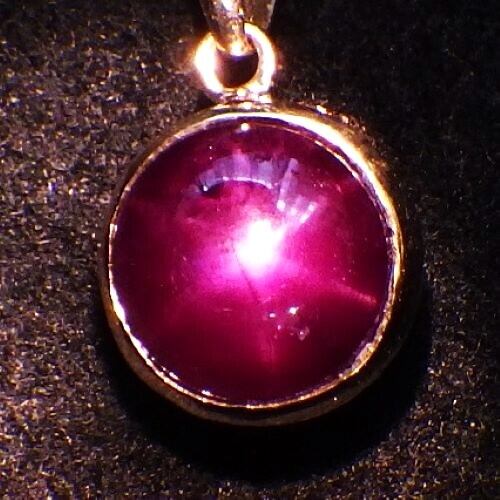 K18YGレッドスタールビーペンダントヘッド（S-1596） | SHAKESPEARE & Co.