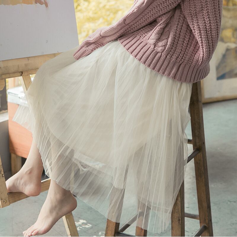 涼しげなチュールスカート
