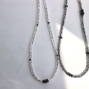 クリアガラスビーズネックレス