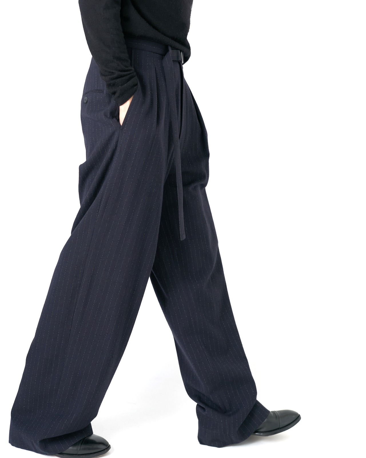 m's braque  "BELTED BAGGY PANTS〔NAVY STRIPE〕"