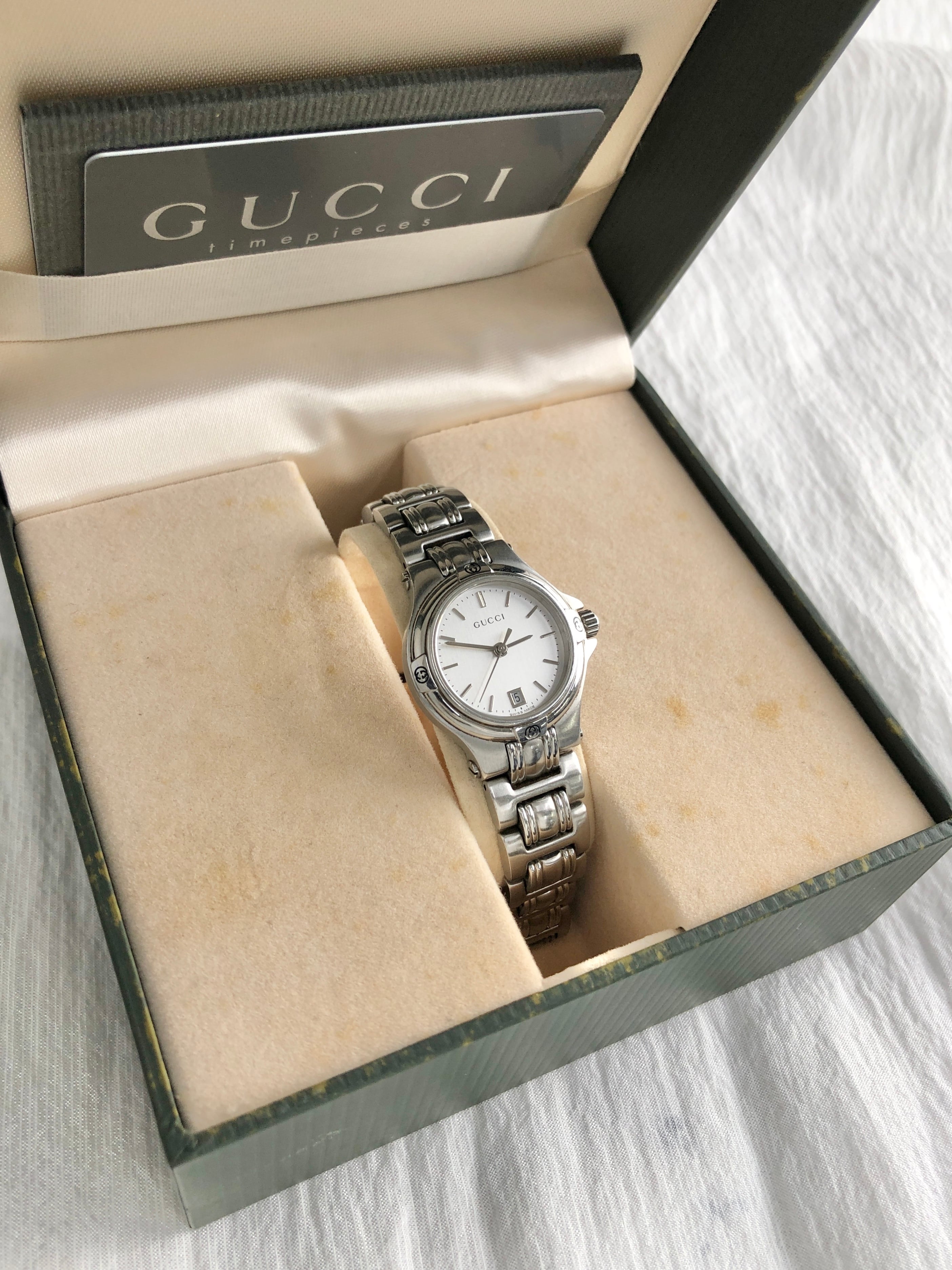 GUCCI グッチ 腕時計 シルバー ステンレススチール クウォーツ 9040L vintage ヴィンテージ オールド rvpufk
