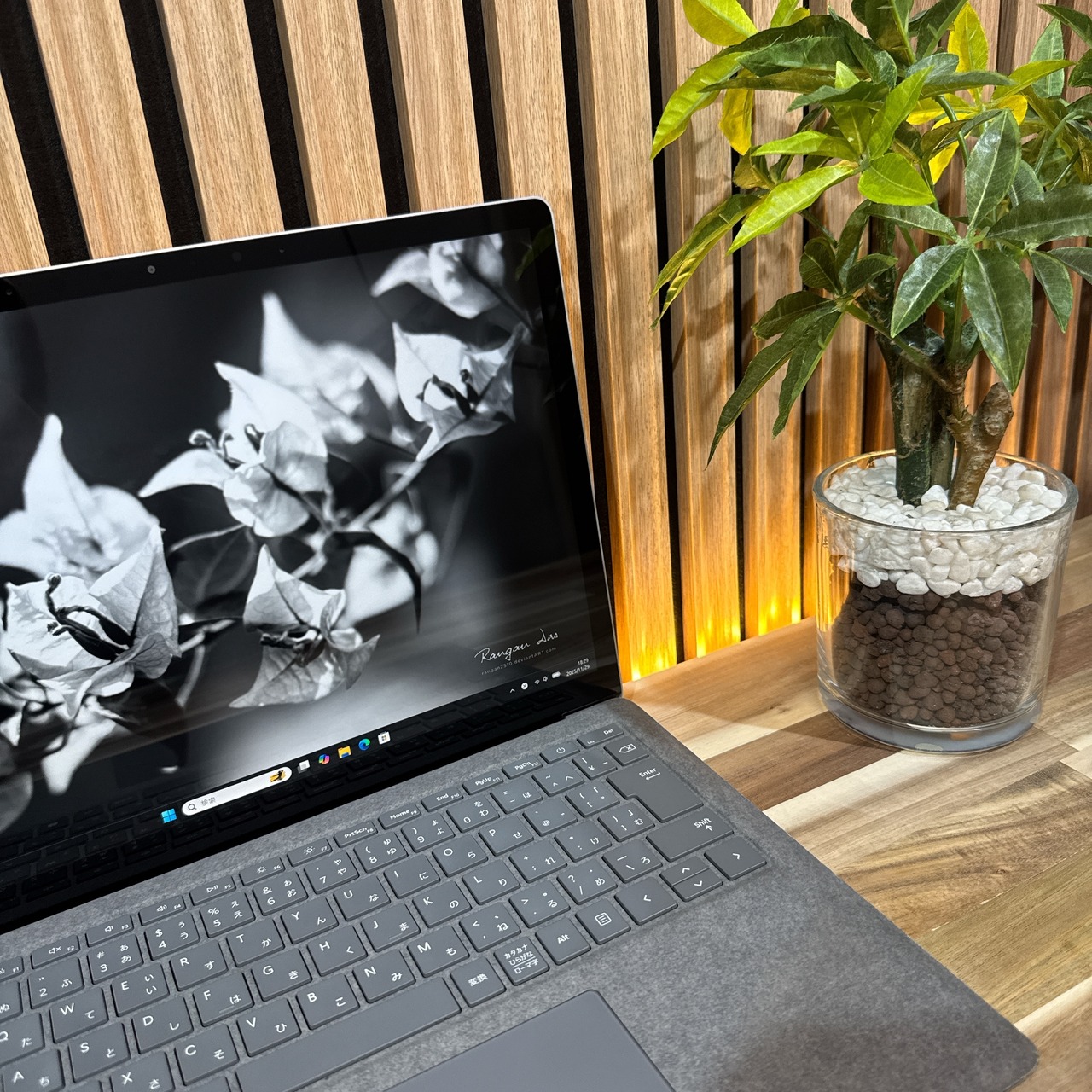 \ 公式ショップ限定価格❣️/ 準美品《タッチパネル式》Surface Laptop 5 プラチナ 第12世代 メモリ8GB SSD256GB ノートパソコン 安心サポート&3ヶ月保証付き