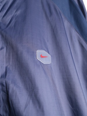 “NIKE” switching design nylon jacket