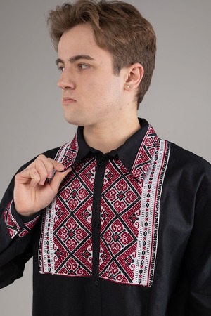 ウクライナ刺繍ヴィシヴァンカ　クロスステッチ手刺繍　XLサイズ　メンズ