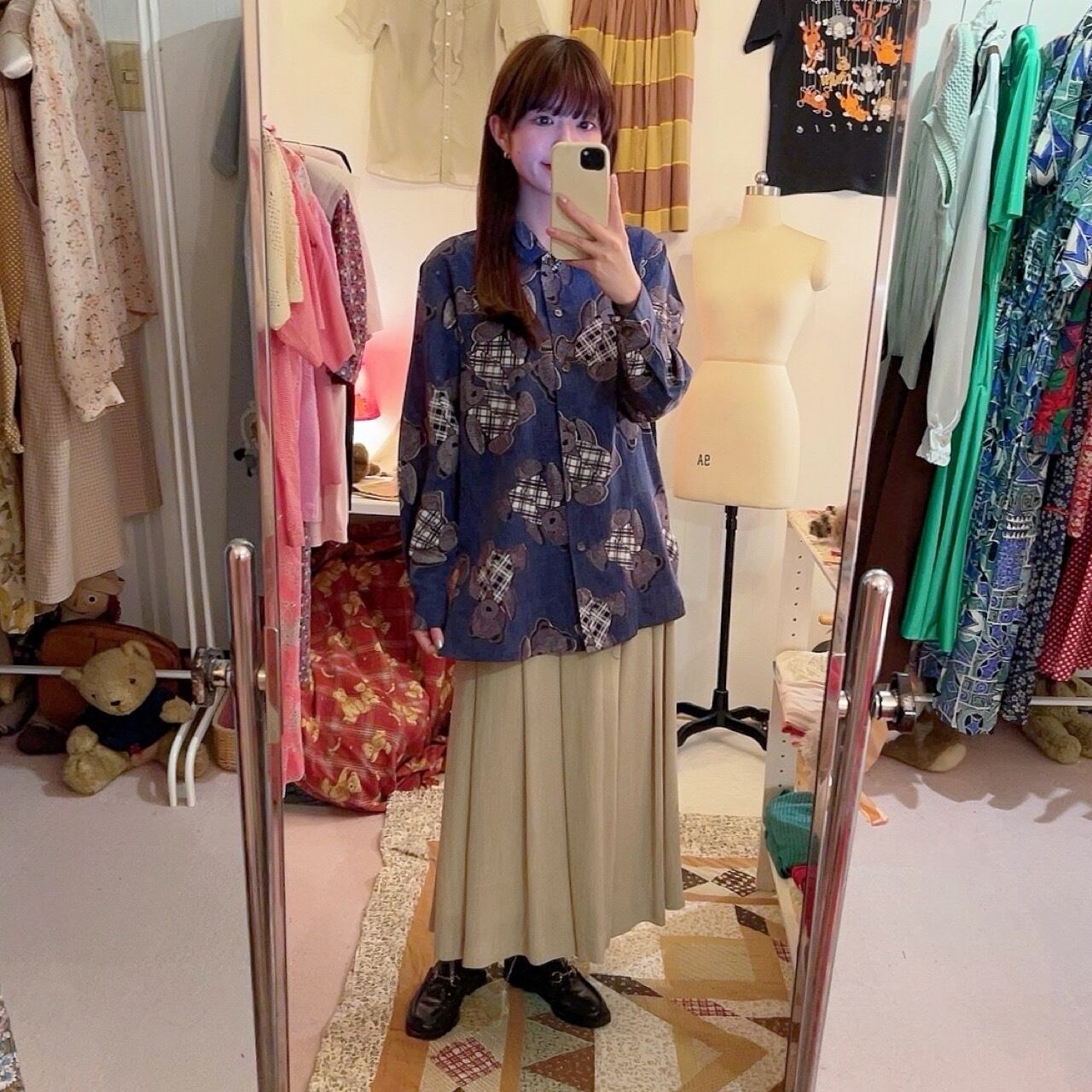 check vest bear navy blouse