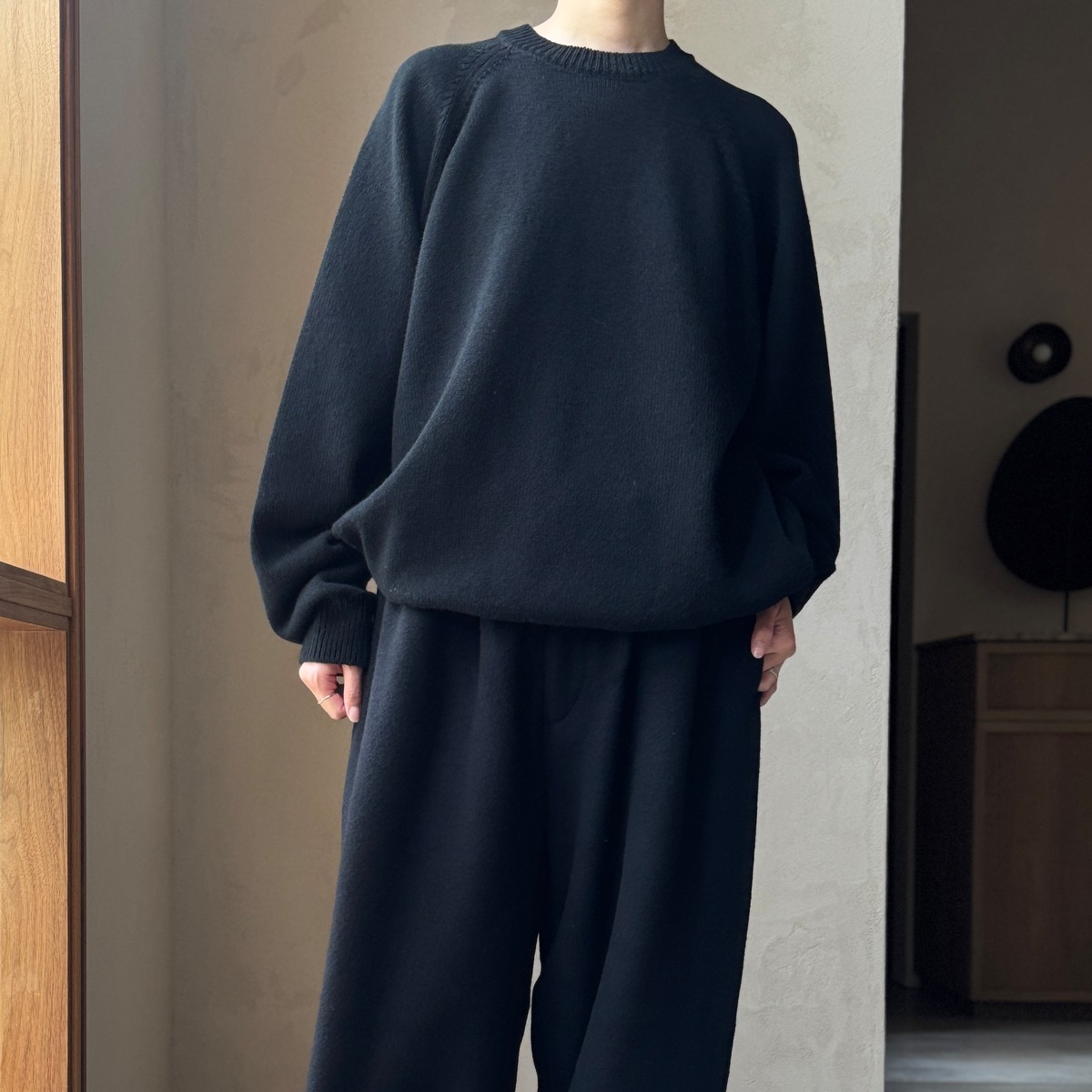 YOKO SAKAMOTO | RAGLAN CREW NECK KNIT | HJ GALLERY