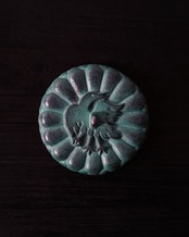文鎮　八咫烏　菊紋　橿原神宮　
