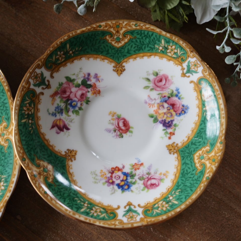 英国Paragon】パラゴン 1940年代製グリーン＆金彩フローラル トリオ