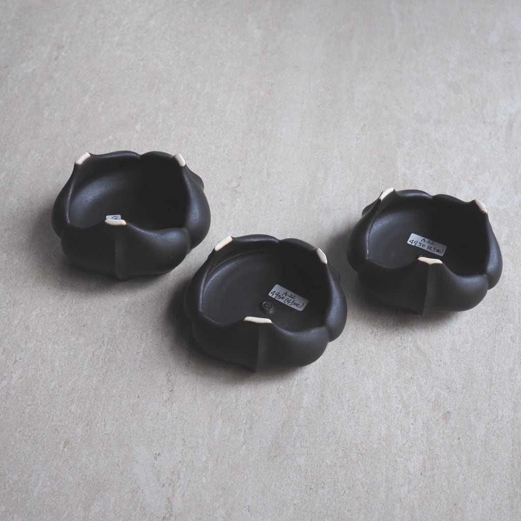 東 一仁/黒綾花 茶器 蓋置(三つ足台皿)