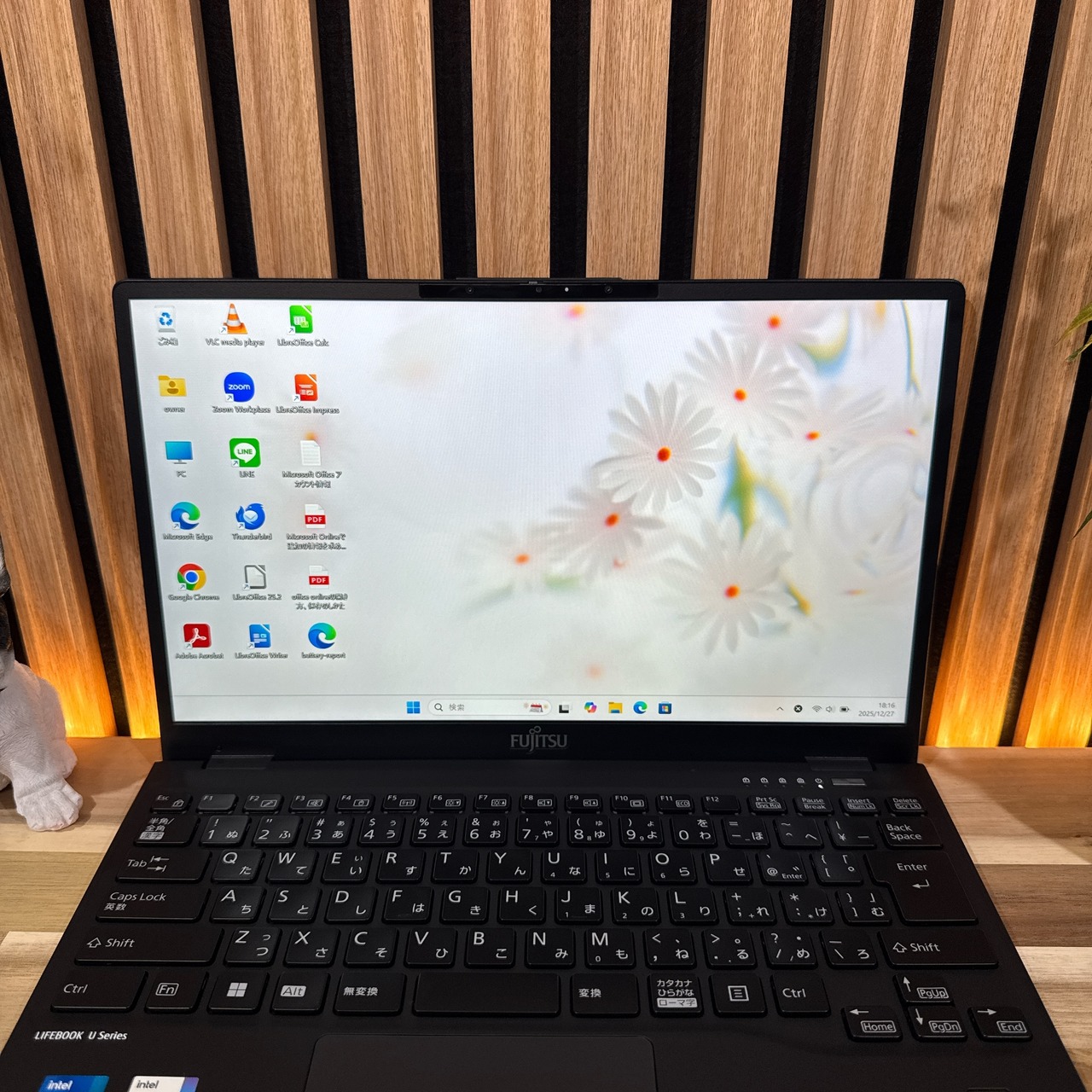 \ 公式ショップ限定価格❣️/ 準美品《LTEモデル》富士通 LIFEBOOK U9312/K 第12世代 FHD メモリ8GB SSD256GB ノートパソコン 安心サポート＆3ヶ月保証付き