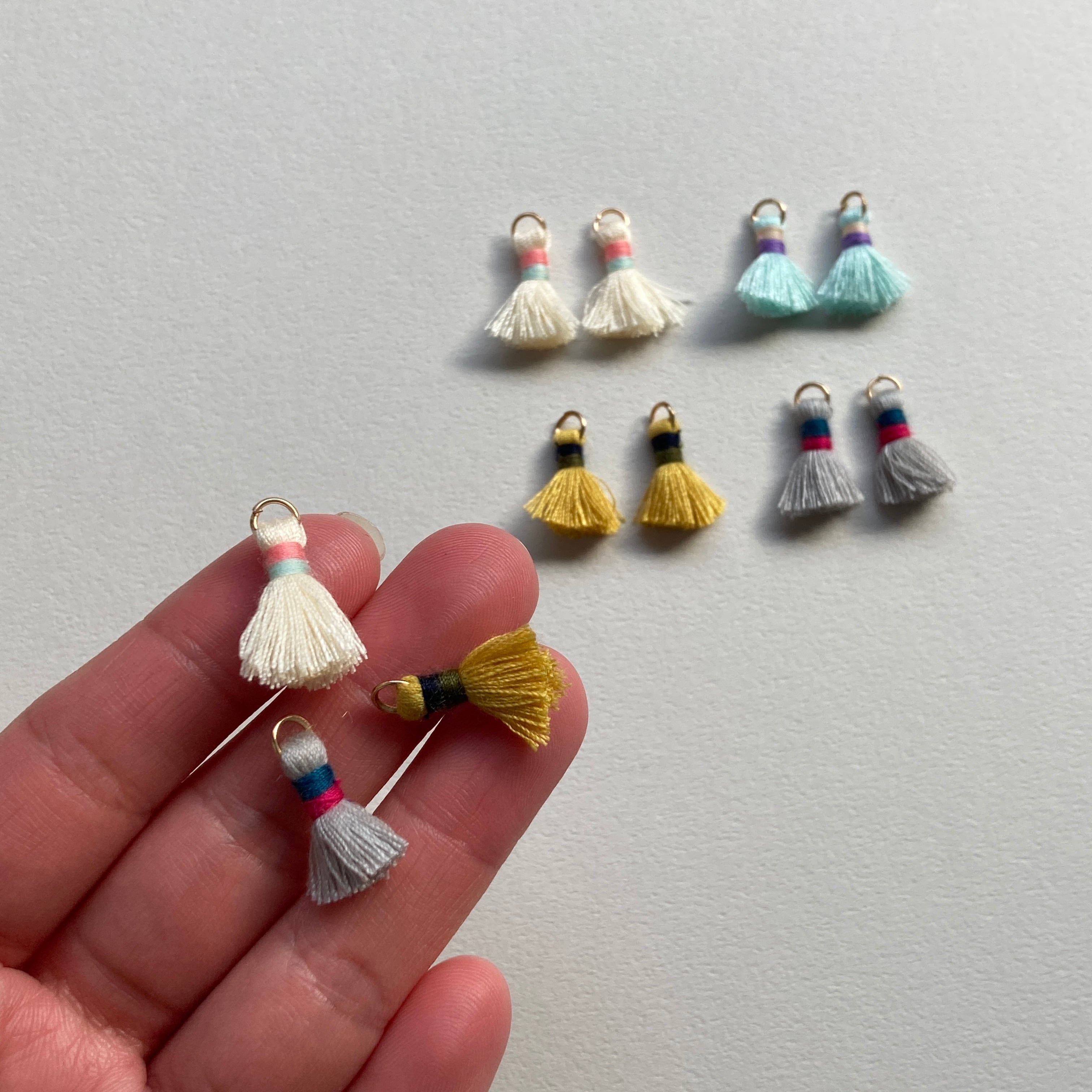 再入荷〉Duaオリジナル 2色まとめ結びミニタッセル | Dua-アクセサリー
