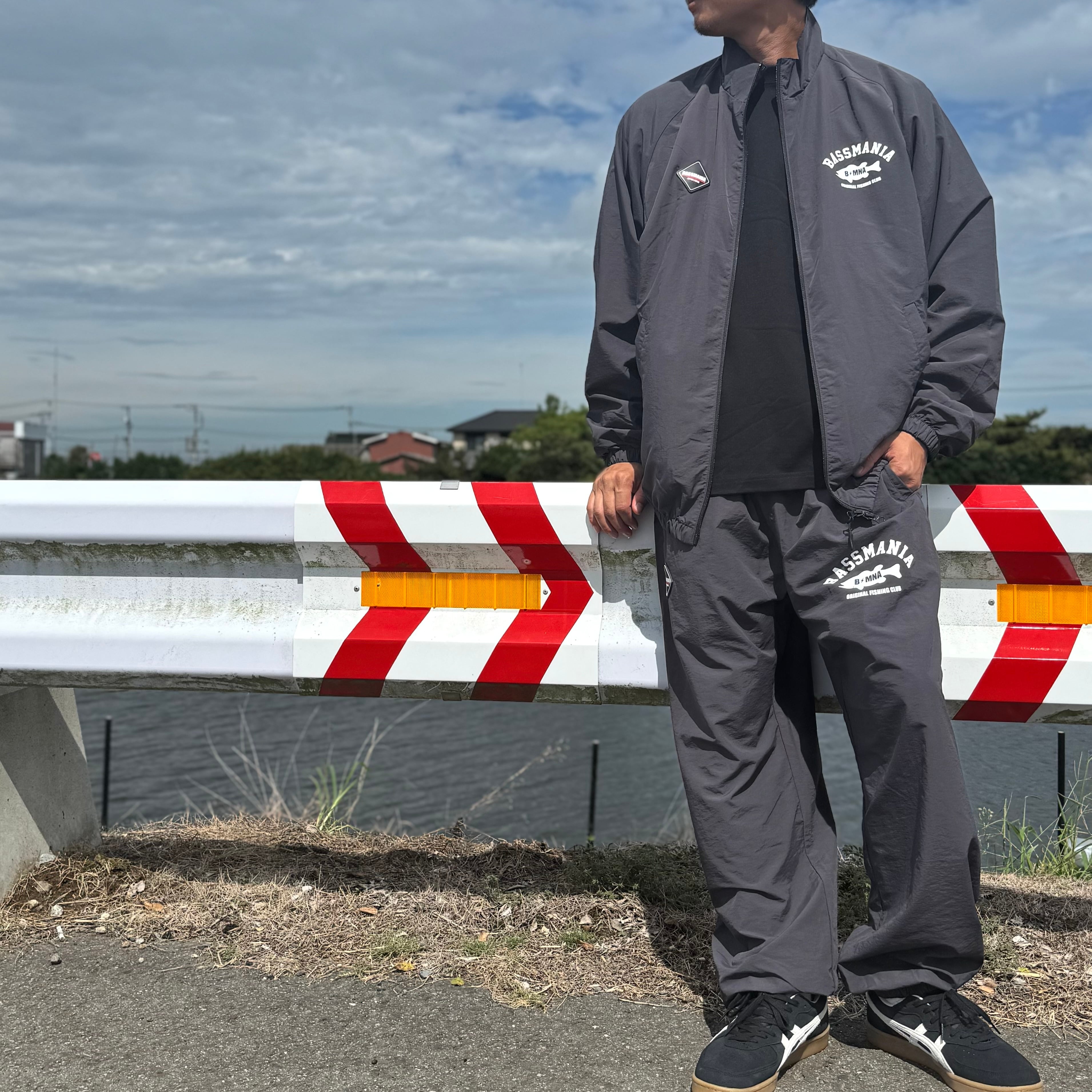 Arch Logo Windbreaker Pants［CHA］ | bassmania.jp