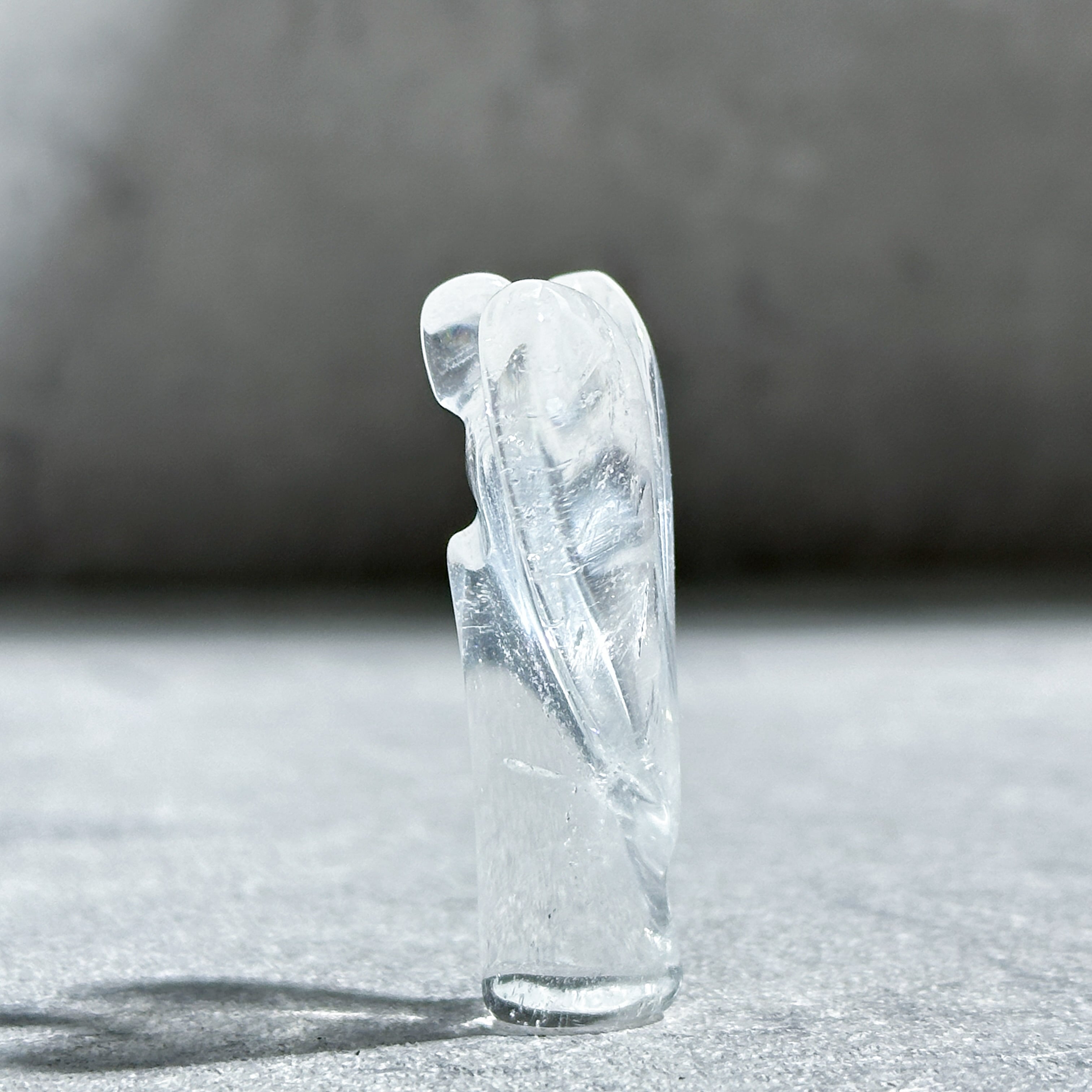 Angelstones 天然クリアクォーツ ジェムストーン ヒーリング クリスタル 六角形 尖ったレイキ チャクラ ファセット プリズム ワンド 彫刻石 置物 ホームデコレー : WholesaleGemShop 天然クォーツ 40～45mm 球体