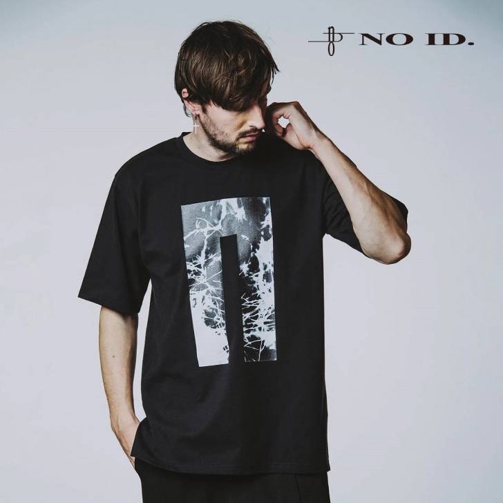 ノーアイディー noid 5分袖Tシャツ NOID. メンズ グラフィックロゴ