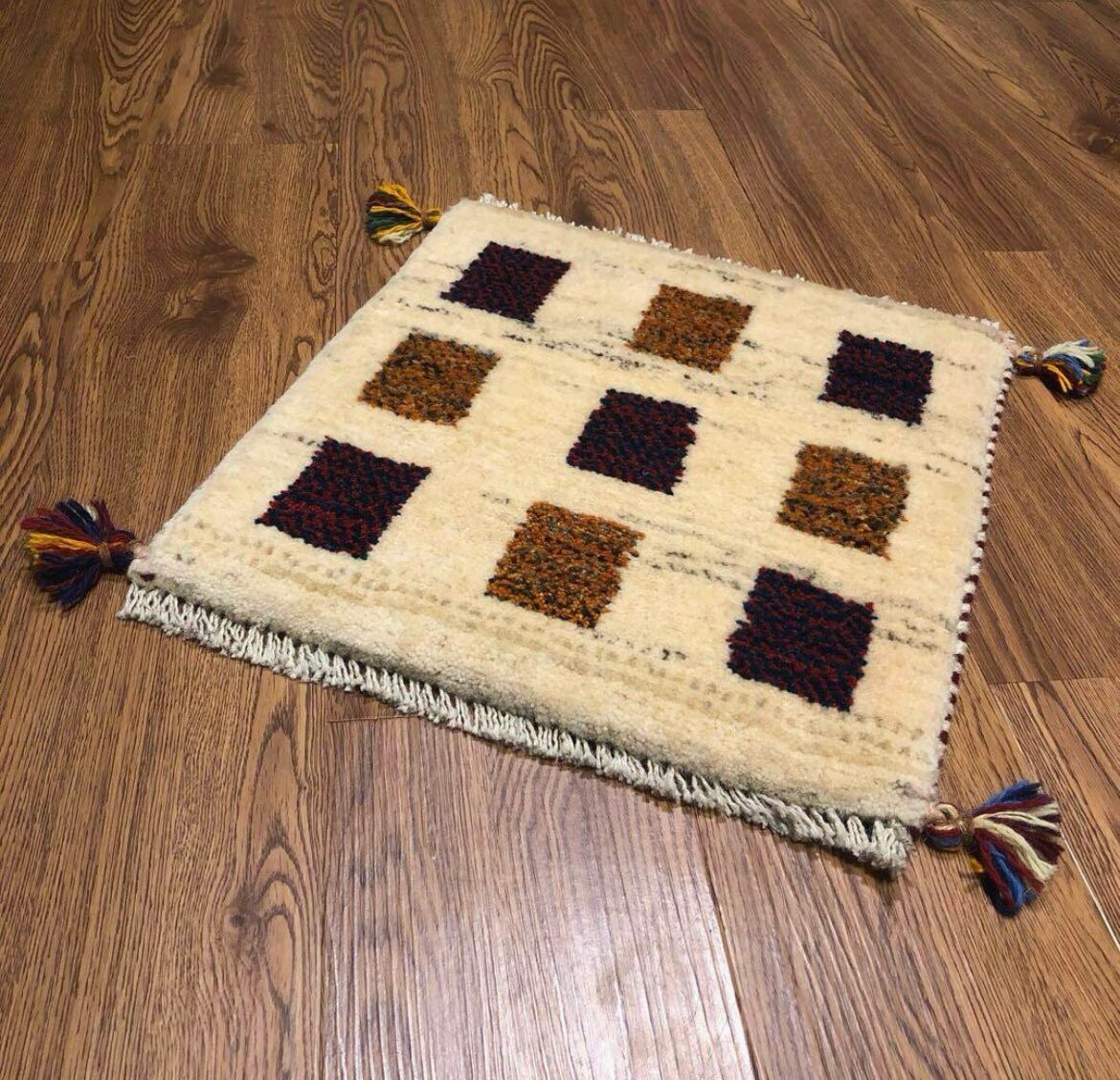 ペルシャギャベ座布団　チェアマット サヤンサヤン ギャッベ ギャベ 座布団 ペルシャ イラン 約