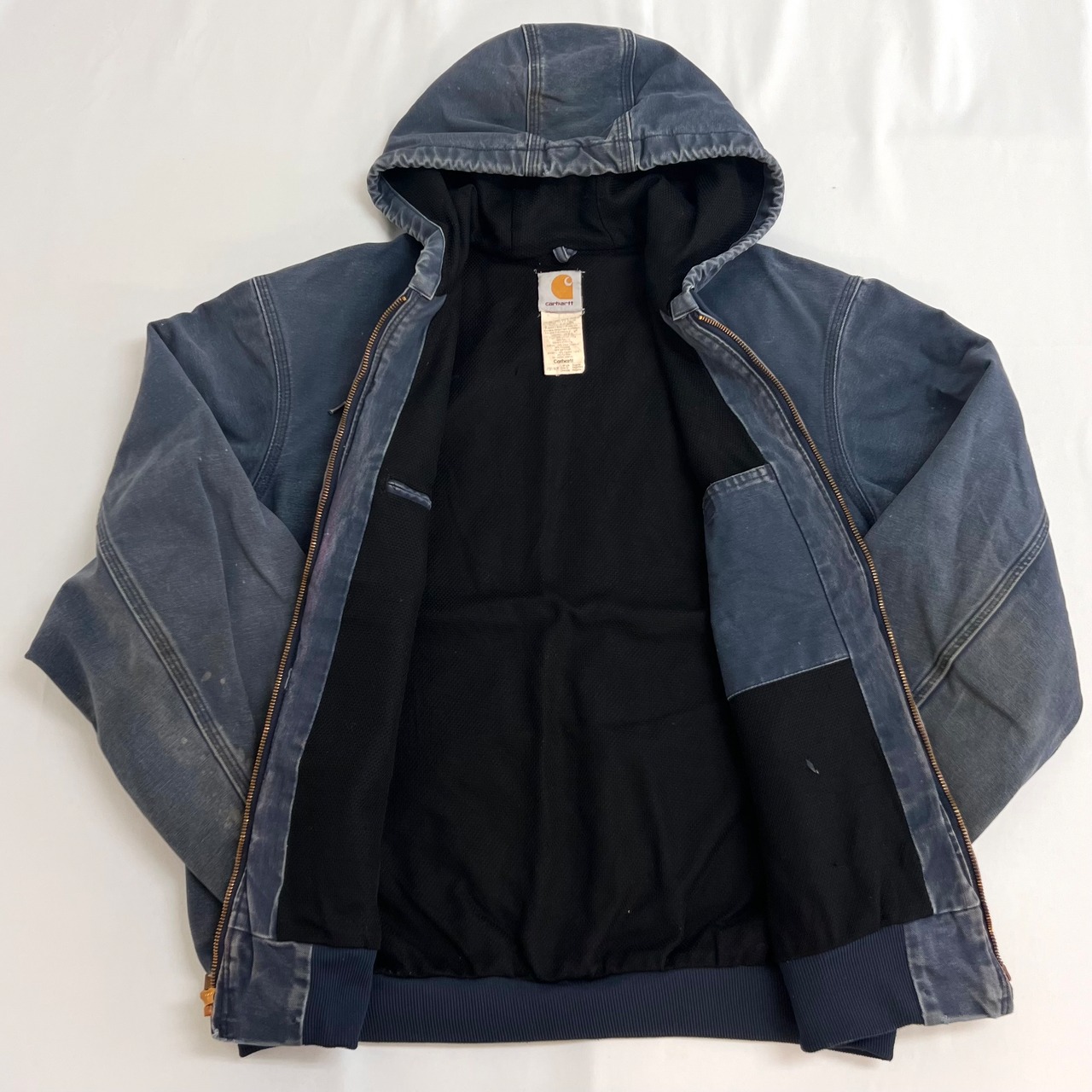 L ] Carhartt 90