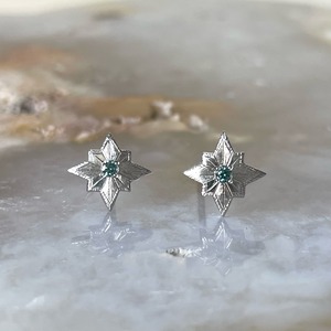 Étoile エトワールpierce(SV925 ブルーダイヤ)