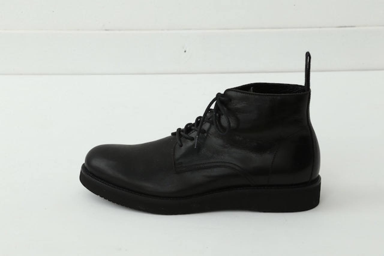 PLAIN TOE CHUKKA (WEDGE SOLE)