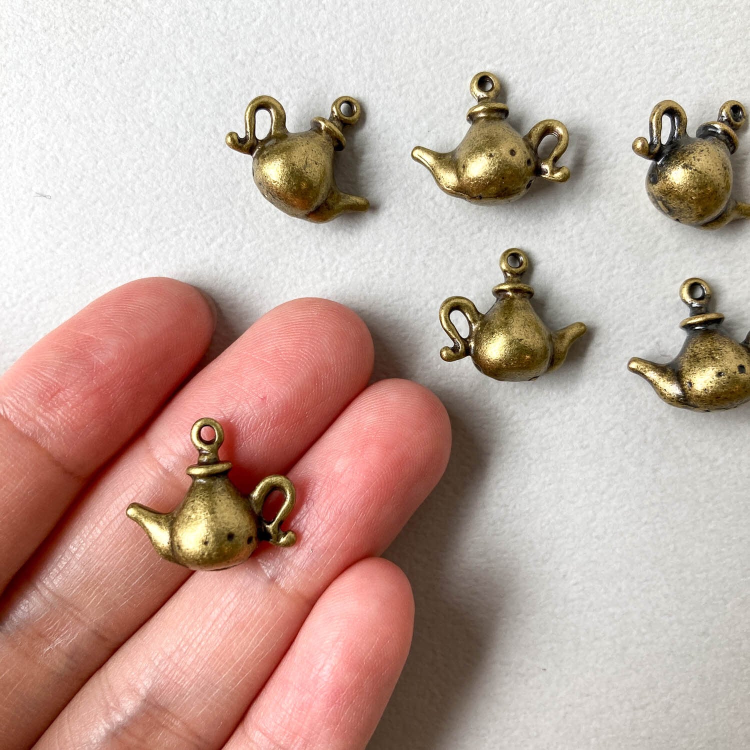 立体 魔法のランプチャーム | Dua-アクセサリーパーツショップ
