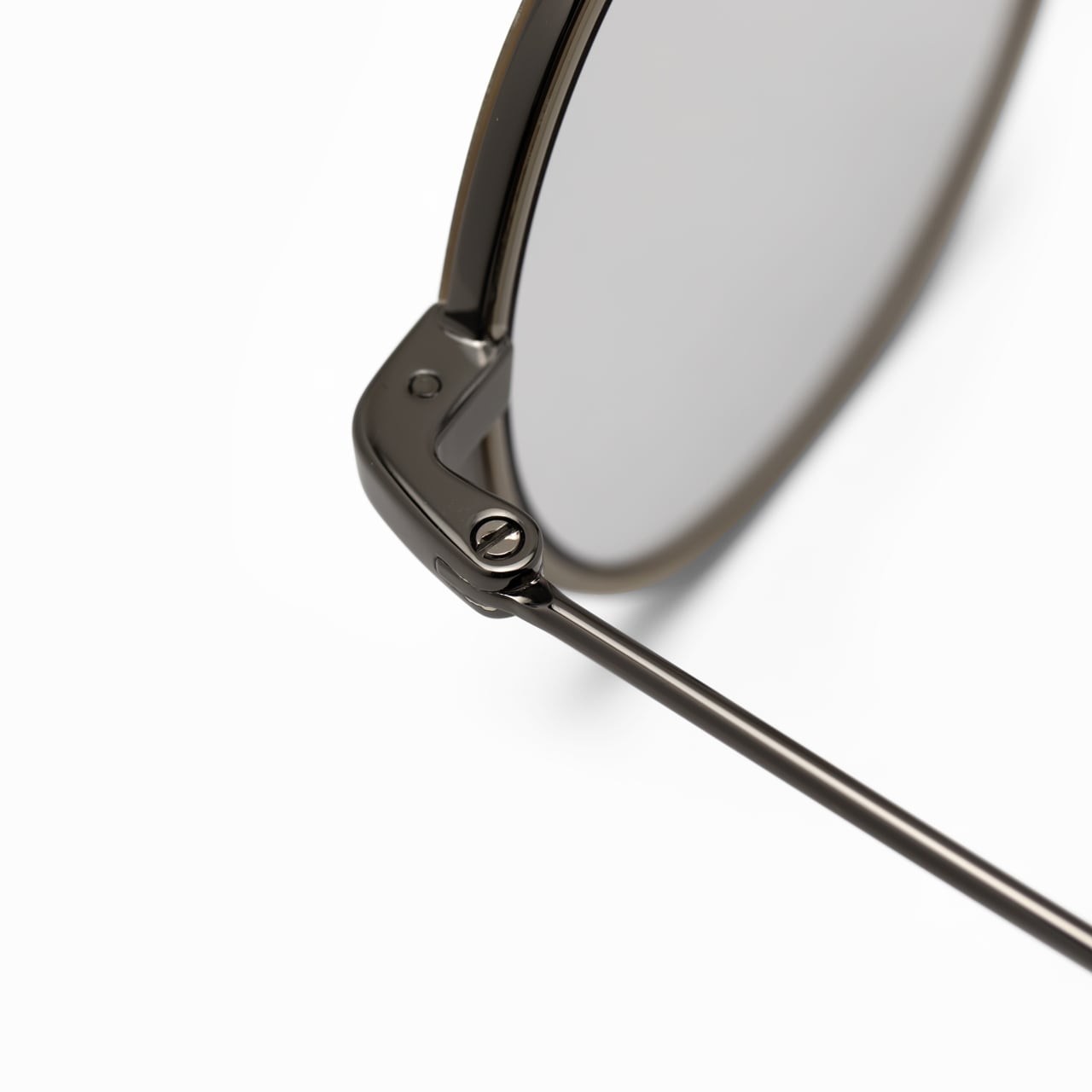 Queue 131 ｷｭｰ | CASU eyewear