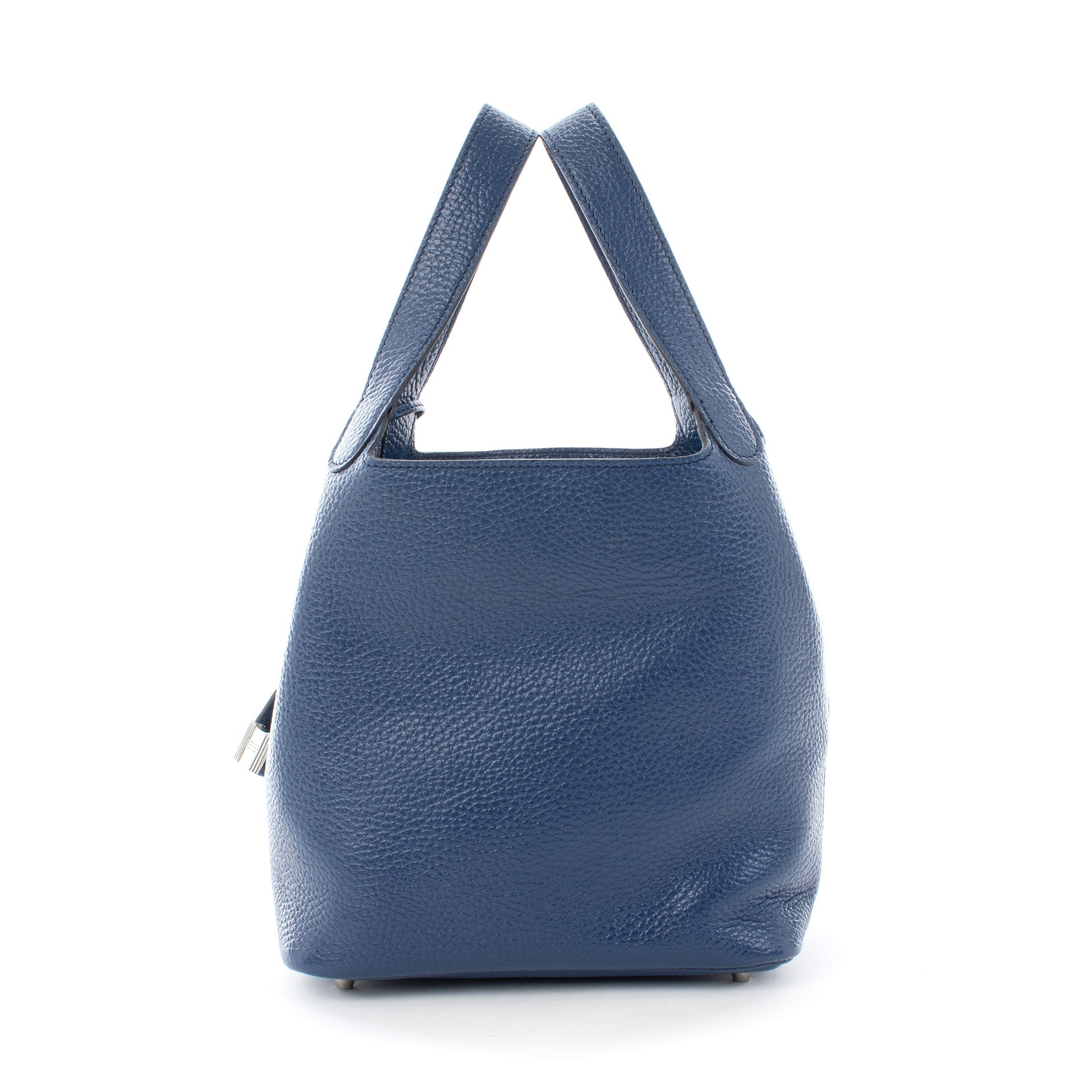 キューブバッグ　ネイビー　MMサイズ 本革 キューブバッグ MMサイズ ネイビー 同色ステッチ | バンコク