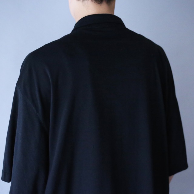 switching design XXX over silhouette full-zip h/s pullover