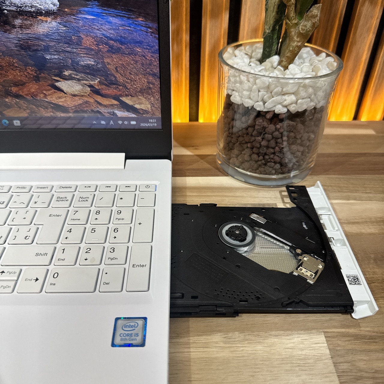 \ 公式ショップ限定価格❣️/ 超美品《光学ドライブ搭載》NEC LAVIE Direct N15 メモリ12GB SSD256GB 人気ノートパソコン 安心サポート&3ヶ月保証付き