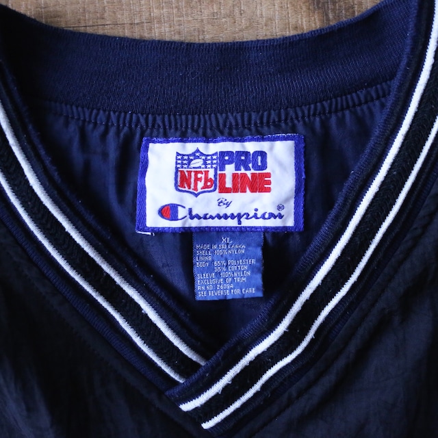 "NFL×Champion" over silhouette nylon pullover