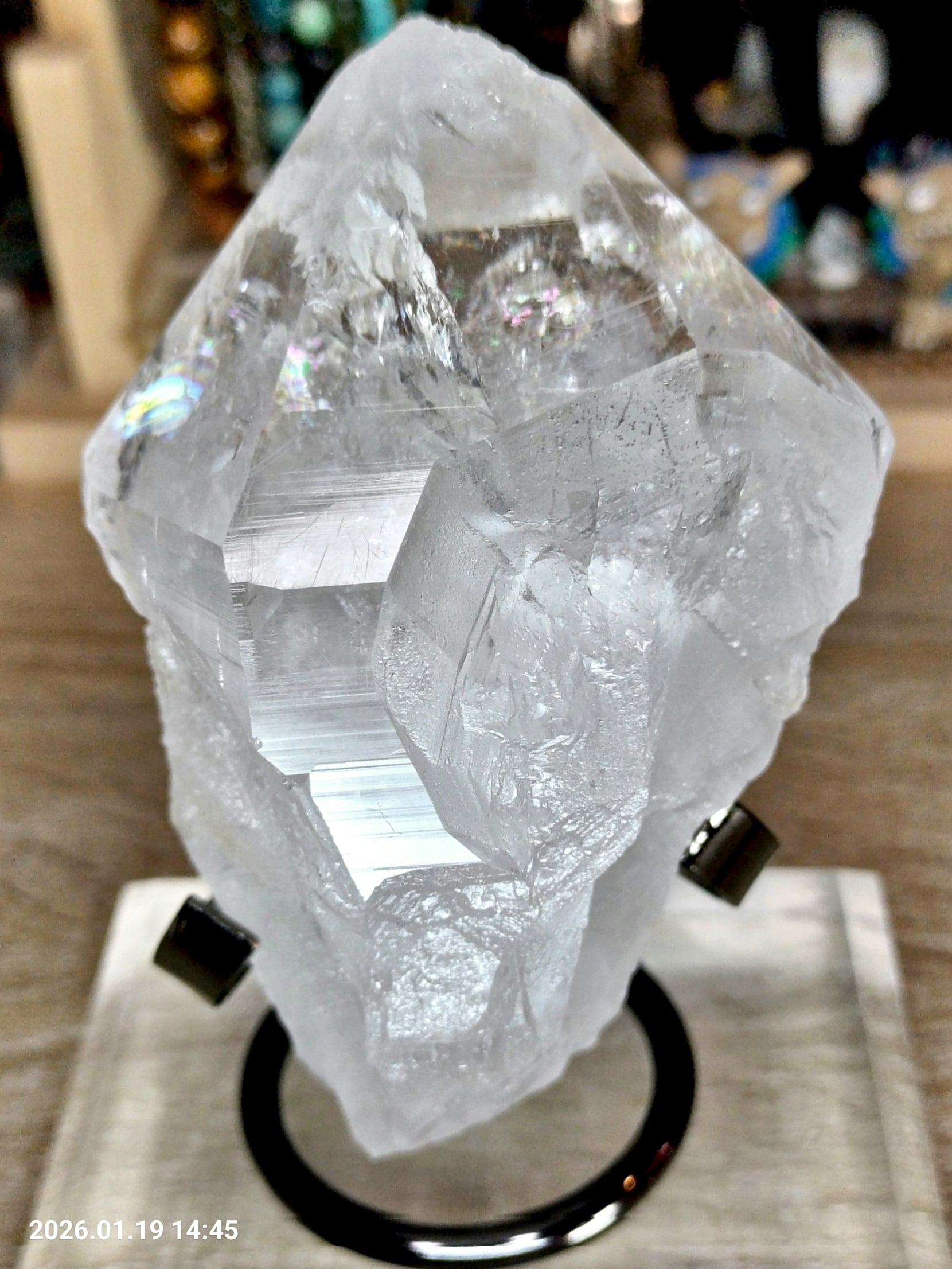 極上 ヒマラヤ スカルドゥ産 天然水晶 原石 353g ポイント 虹多数