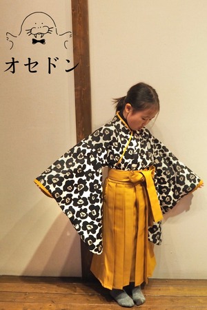 キッズ用袴 RAKUHAKA【黒椿】115〜130cm相当 6歳児 卒園式に