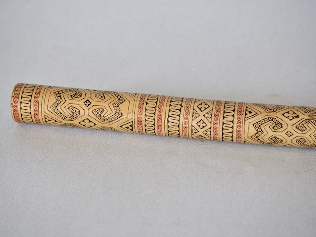 INDONESIA - TIMOR OLD BETEL NUT CASE - WOOD LONG