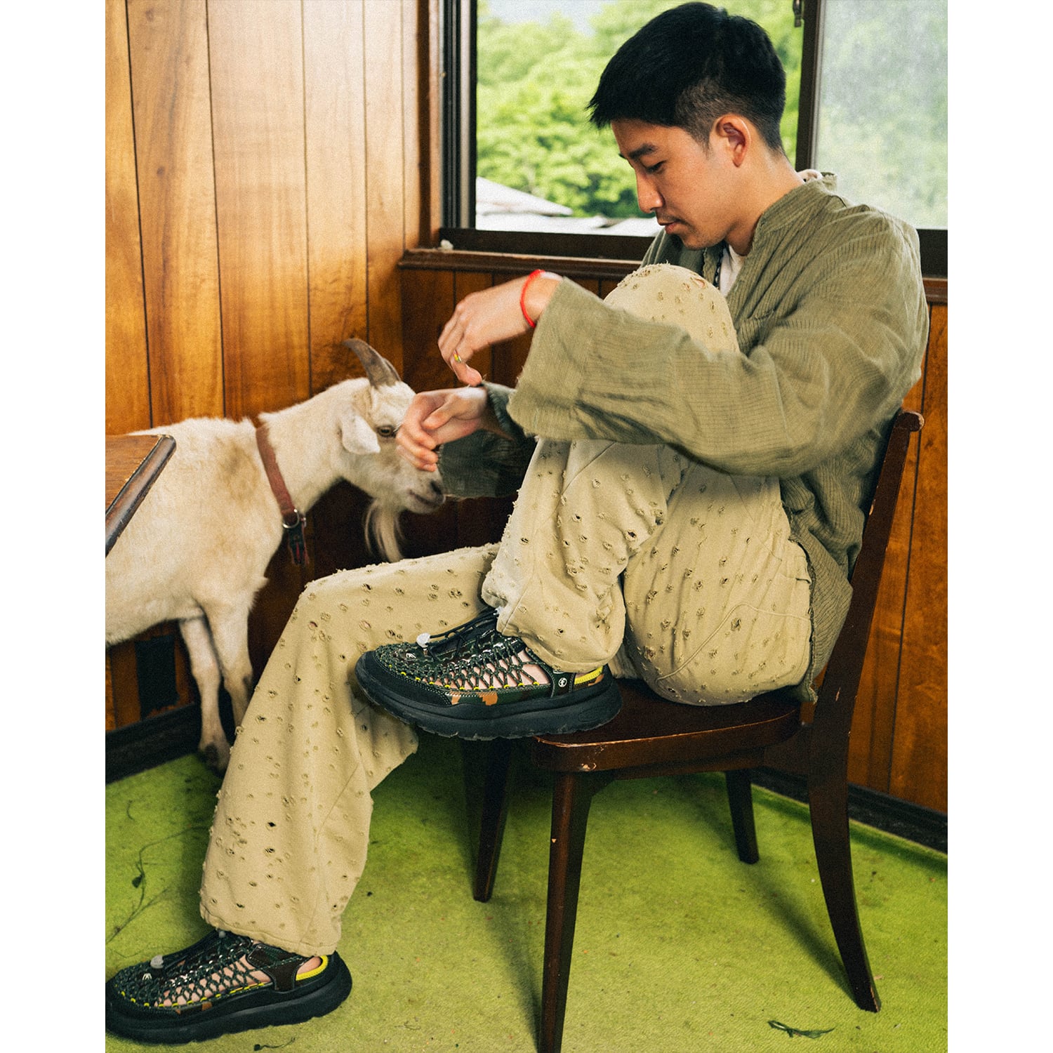 UNEEK BASEMNT - Discover independent style.