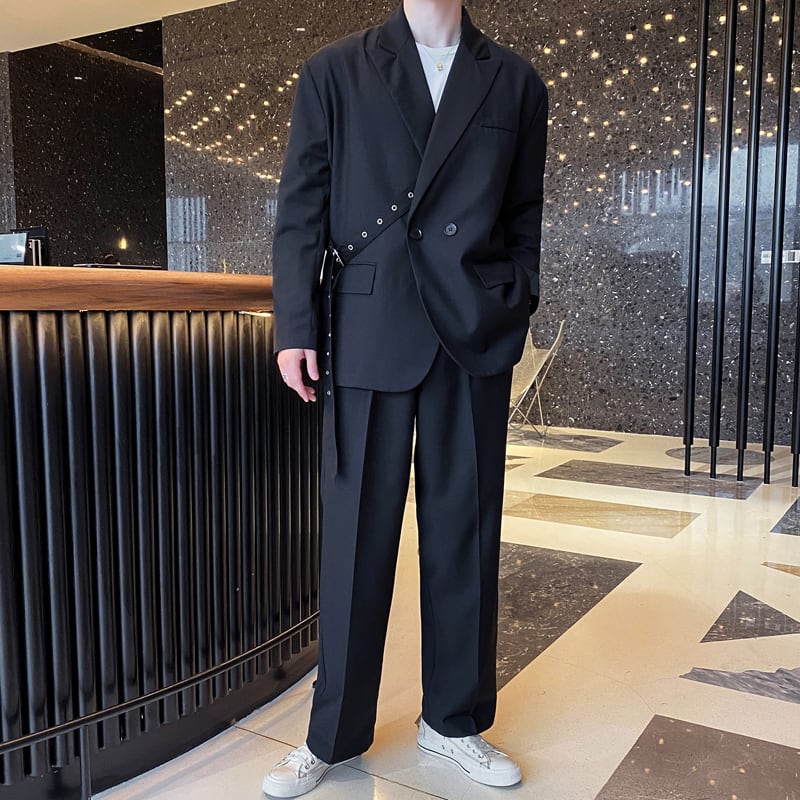 【予約販売】メンズ スーツ ブラック ベージュ ベルト 個性的 男前 カジュアル ジャケット パンツ セット セットアップ パーティ パーティー 二次会 同窓会 結婚式 韓国 トレンド S/M/L/XL/2XL