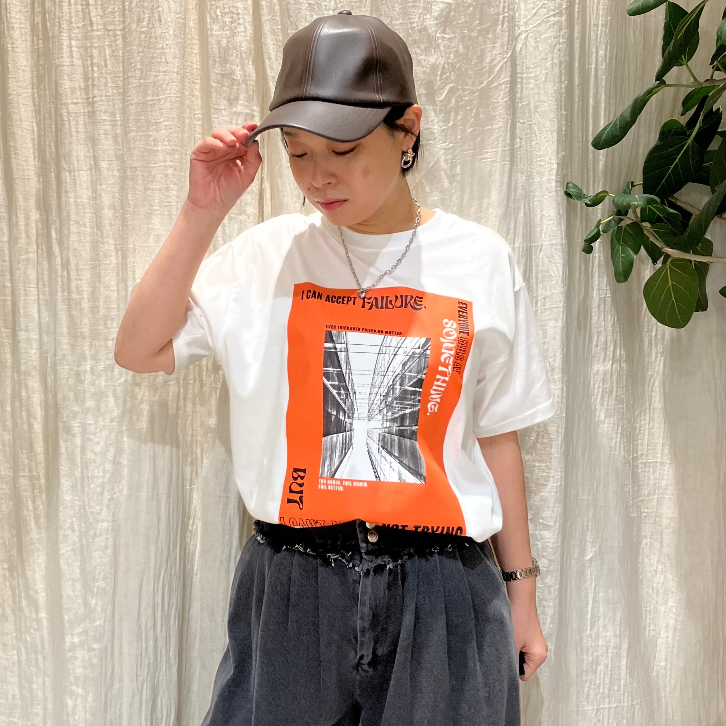 【◡̈♡y】エイミーロウ シャーリングスリーブシアーパーカー 黄 Eimee Law（エイミーロウ）の「シャーリングスリーブ フーディーシアー