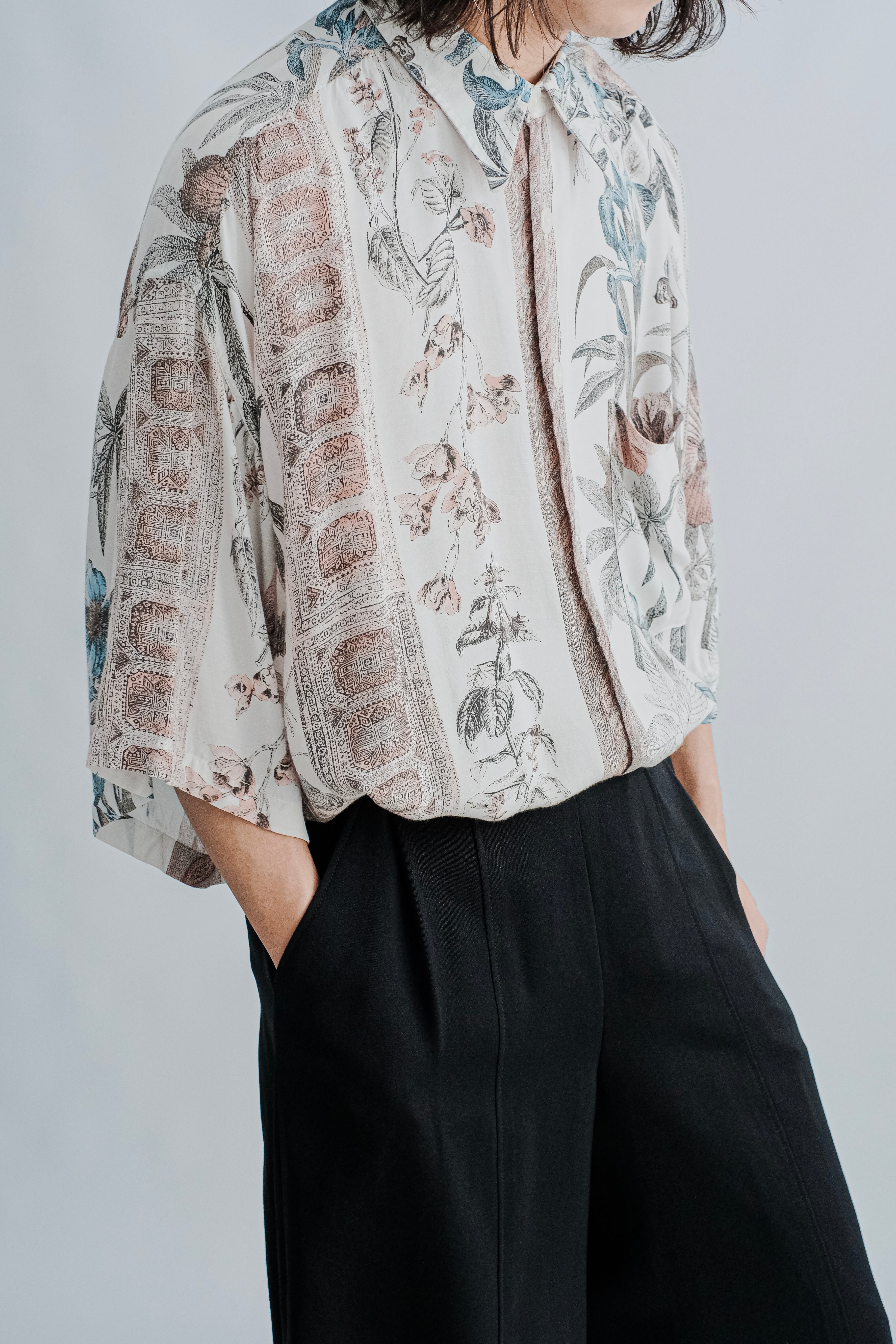 1990s italy made flower shirt