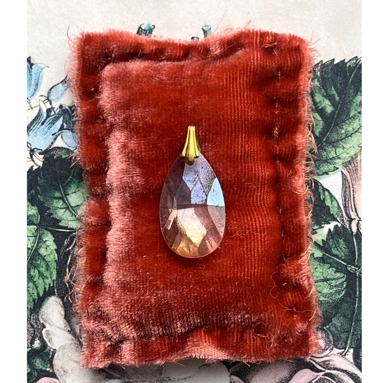 vintage《ガラス チャーム》ファセットカットドロップピンク/約2.6cm(トップ部分も含む)