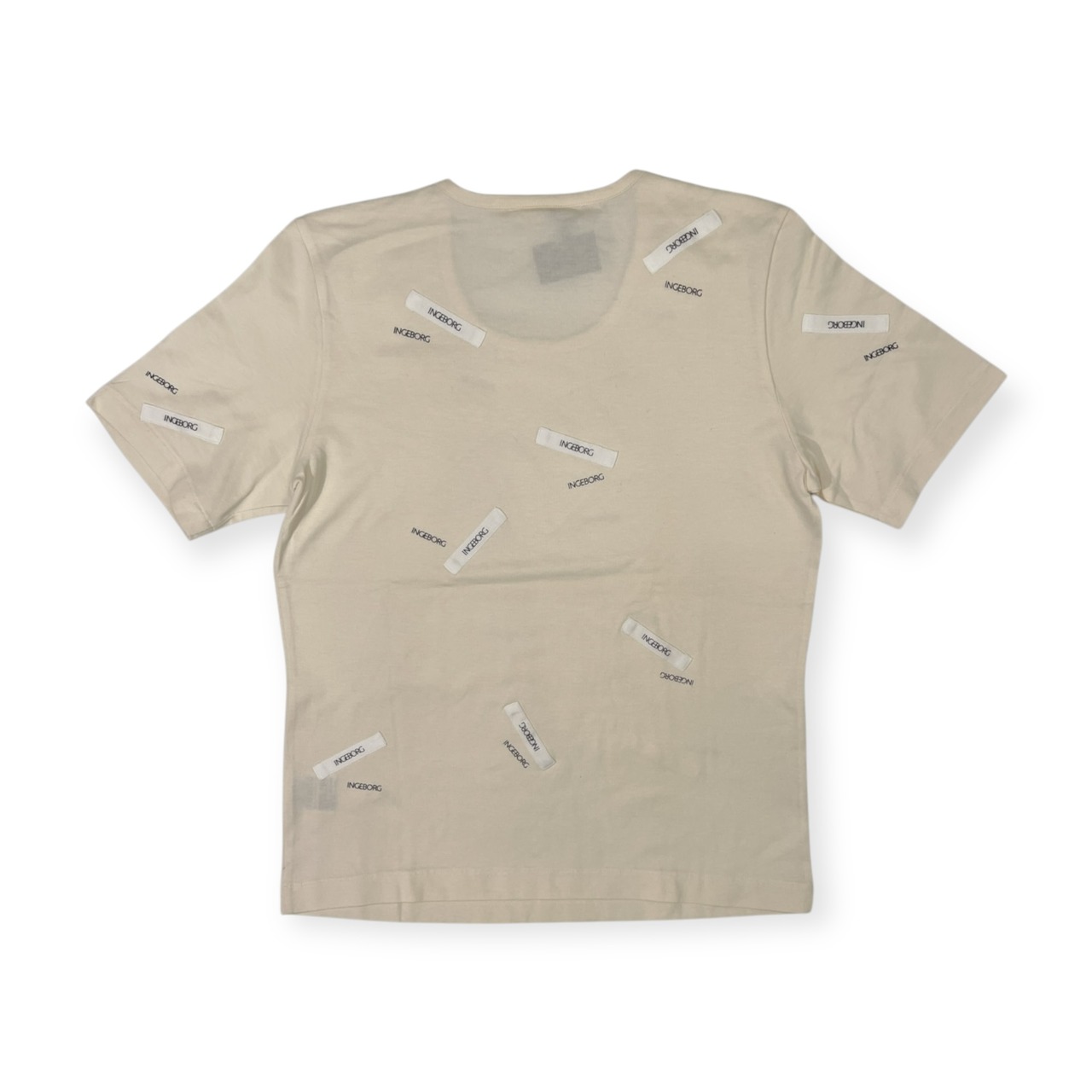 INGEBORG インゲボルグ タグ付き ロゴデザイン 半袖Tシャツ 11AR/アイボリー