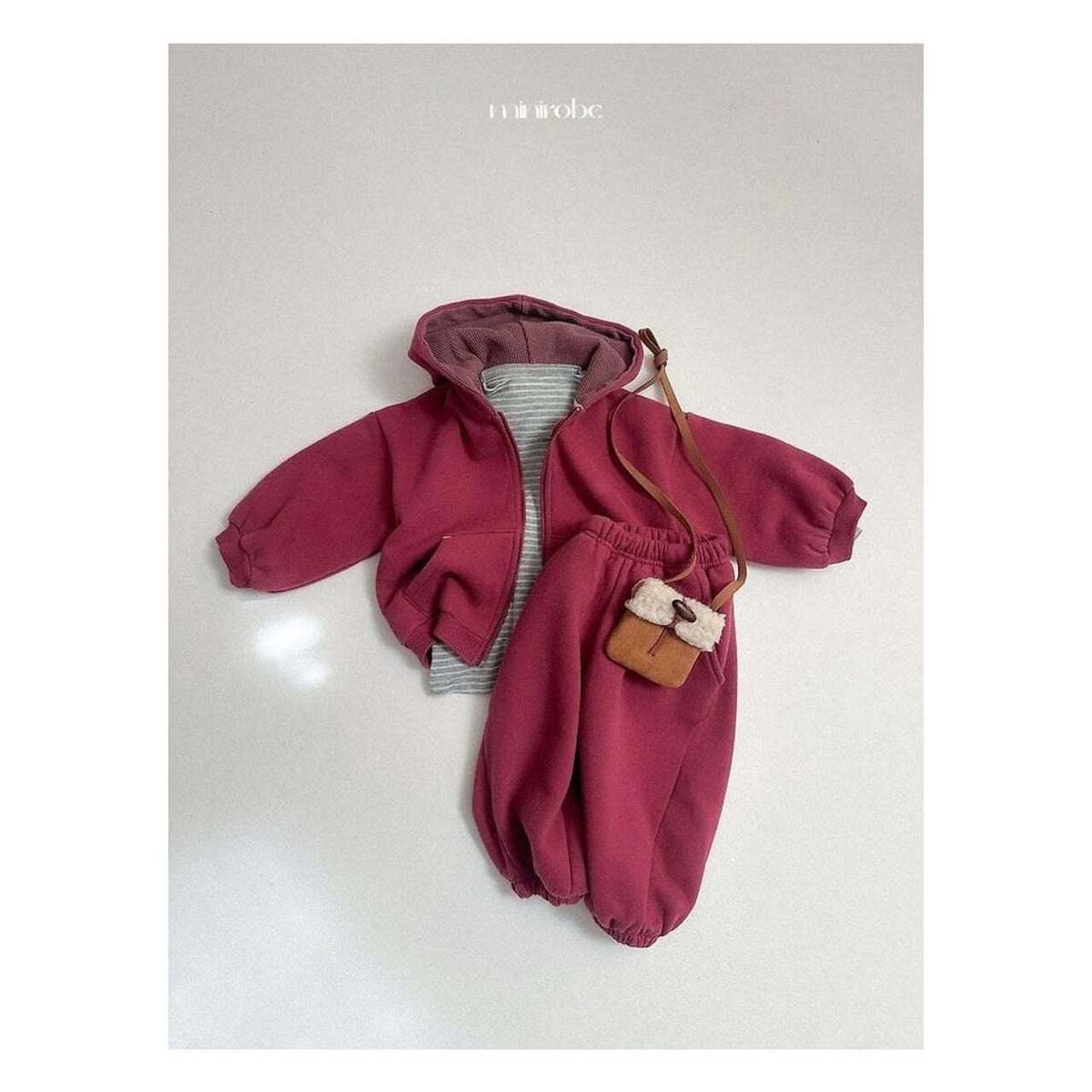 【取寄】minirobe ベルベットフードジップアップ｜冬服｜韓国子供服