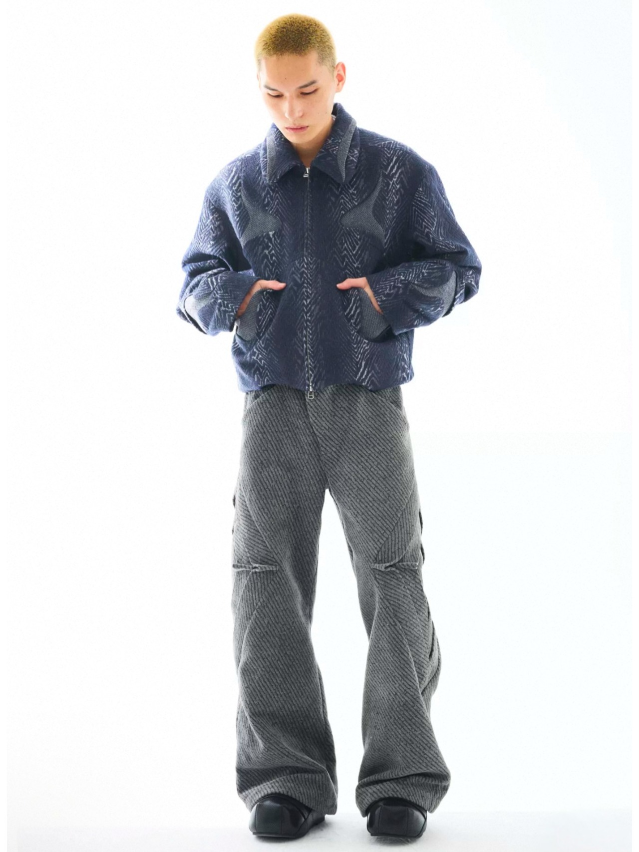 54A0 Pleated Trousers Geometric Texture