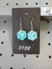 ピアス