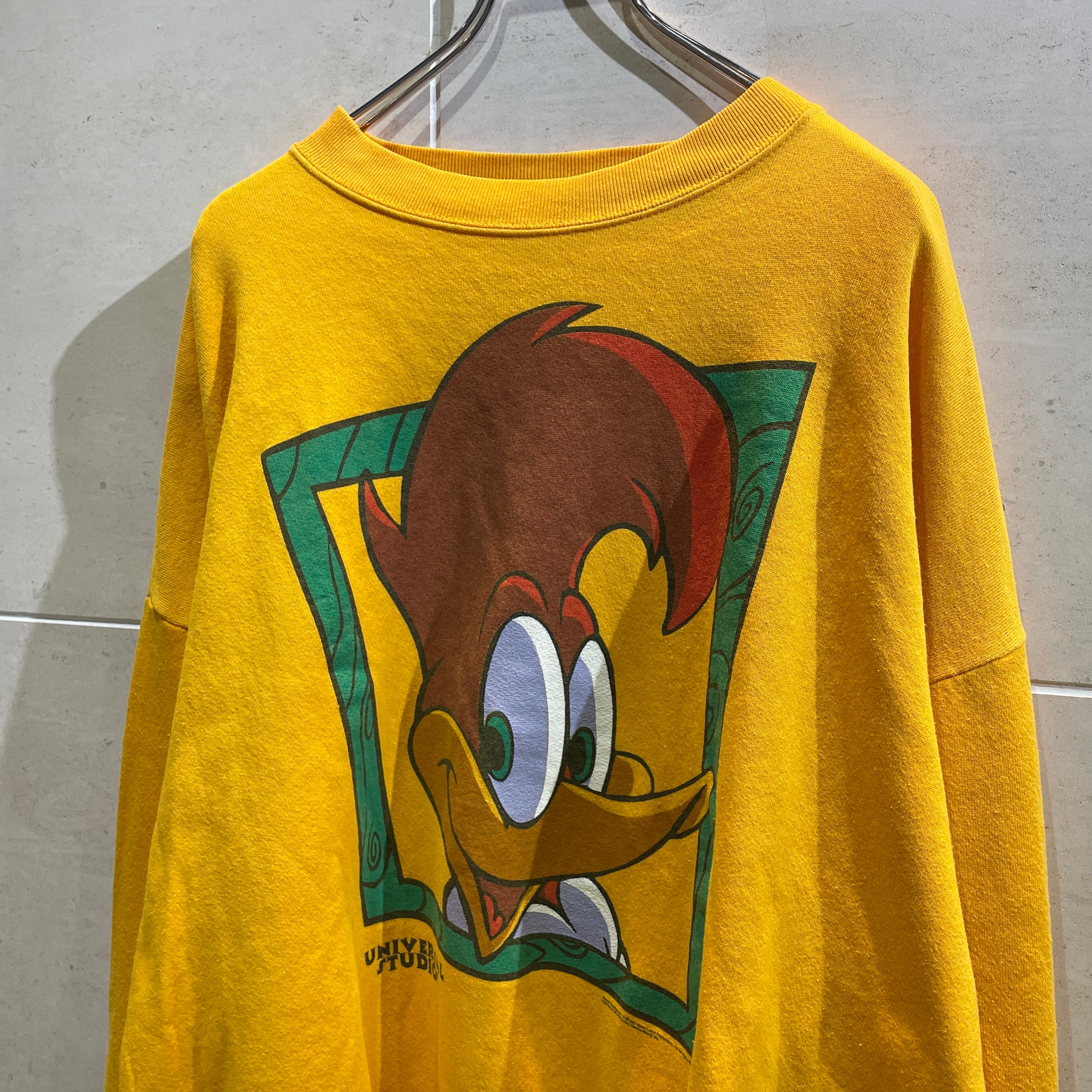 90s universal studios Woodpecker sweat