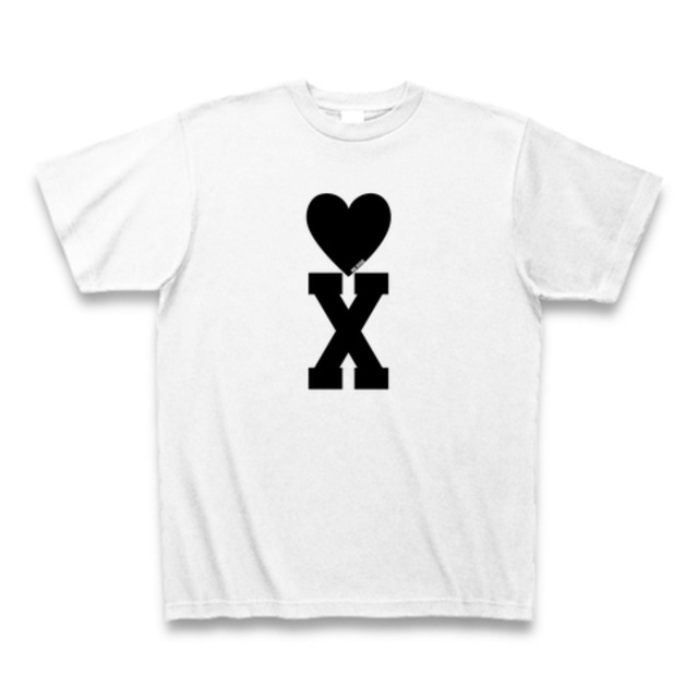 MR.HUGE HEART ON INITIAL（ハート　オン　イニシャル）PRINTED Tシャツ　ホワイト X
