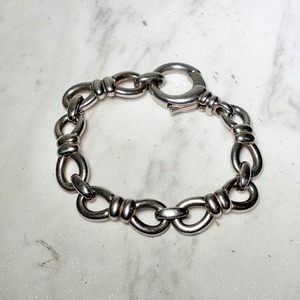 vintage silver knot link bracelet with big clasp made in England