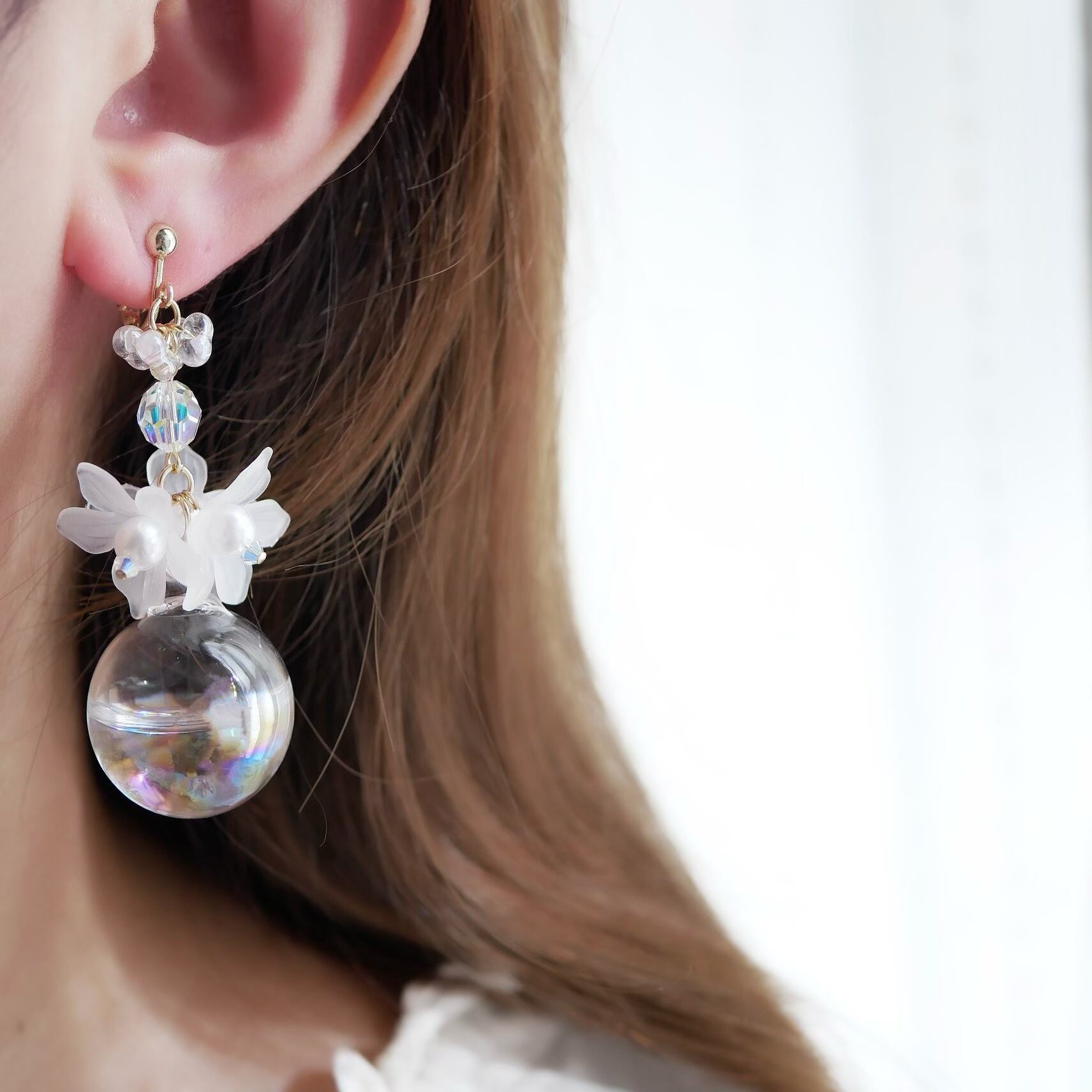 286 オーロラガラスバブルフラワーピアス イヤリング Amooo