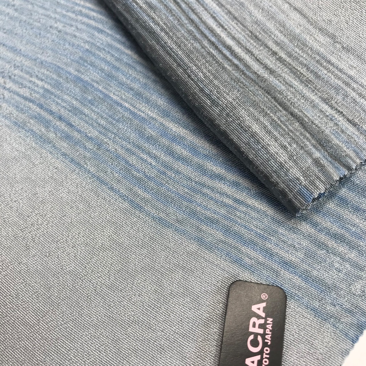 帯揚げ しけ引き染め帯揚 灰青×水色・墨色刷毛目 和小物さくら謹製 
