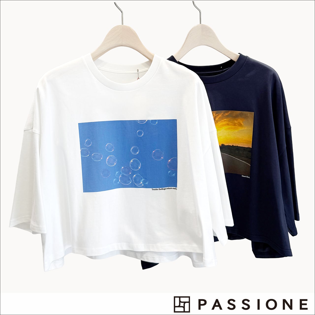 PASSIONE プリントカットソー Tシャツ(オフ/ネイビー) 626456