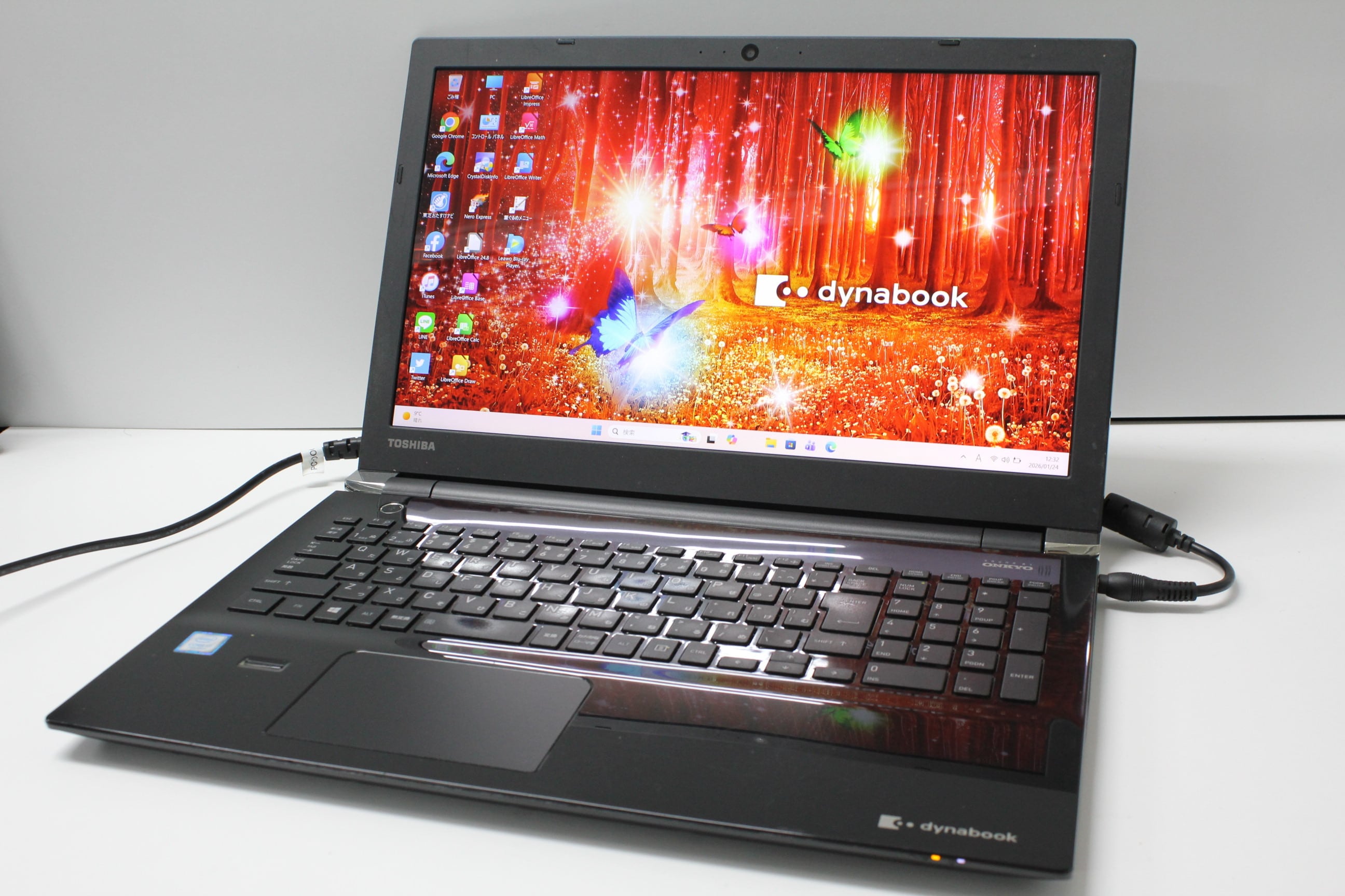 中古良品ノートパソコン LENOVO IdeaPad 3 14IIL05 Windows11+office