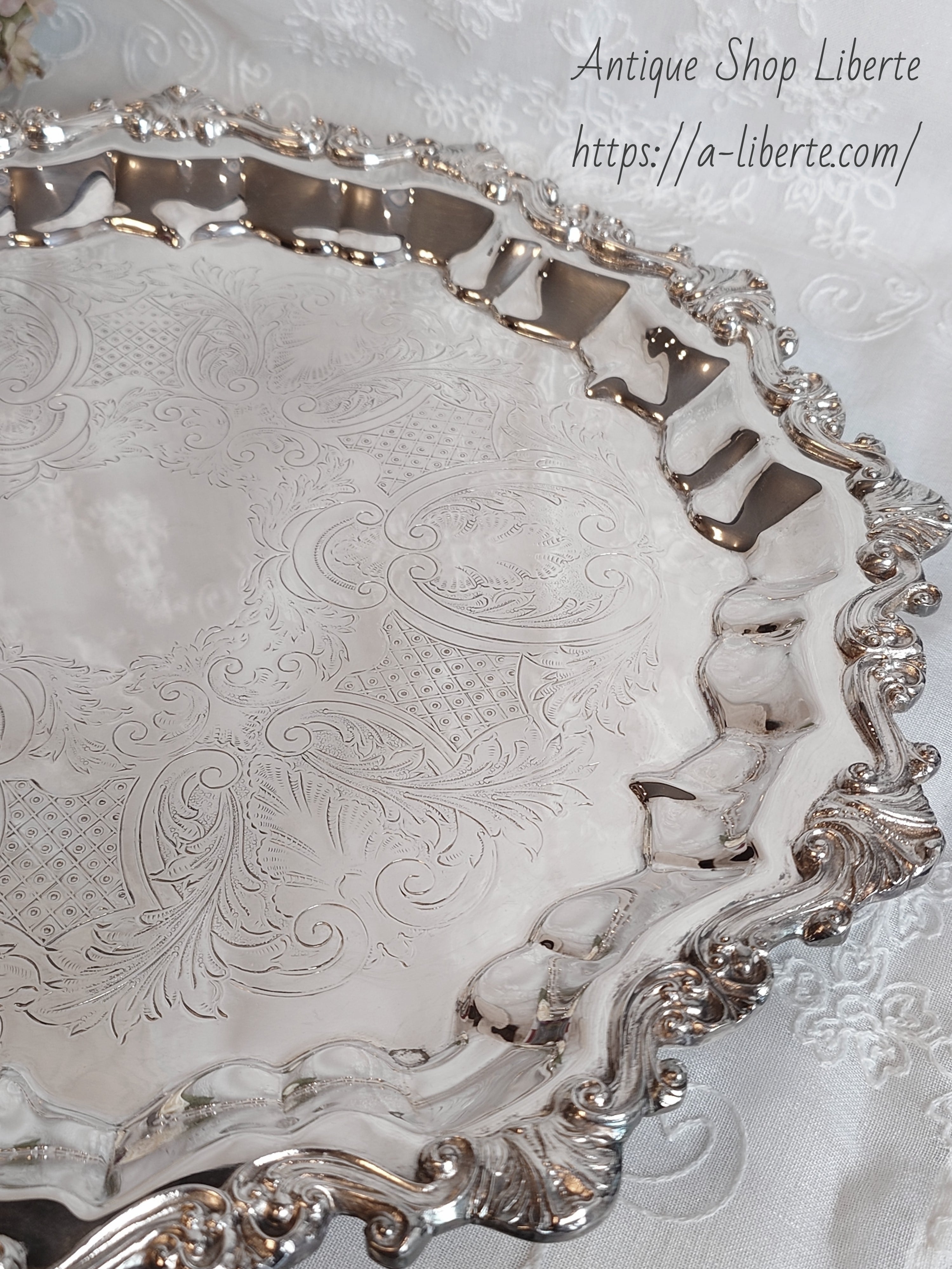 トレイ・サルヴァ | アンティークショップ リベルテ