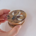 小さなお花のケース2